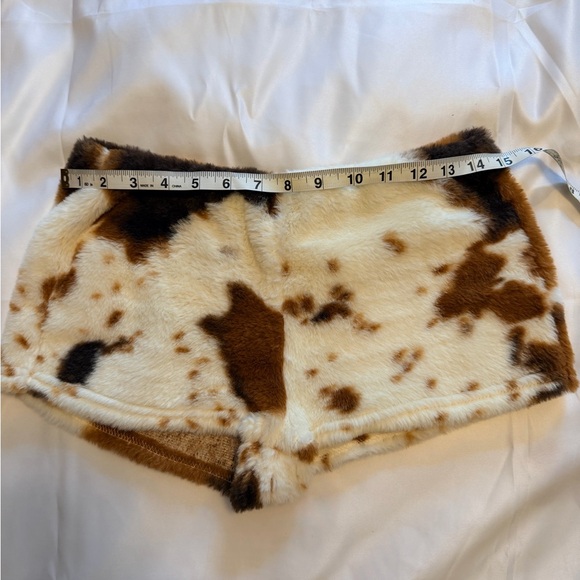 Cow Print Faux Fur Shorts – Size S (US 4) - Picture 6 of 7
